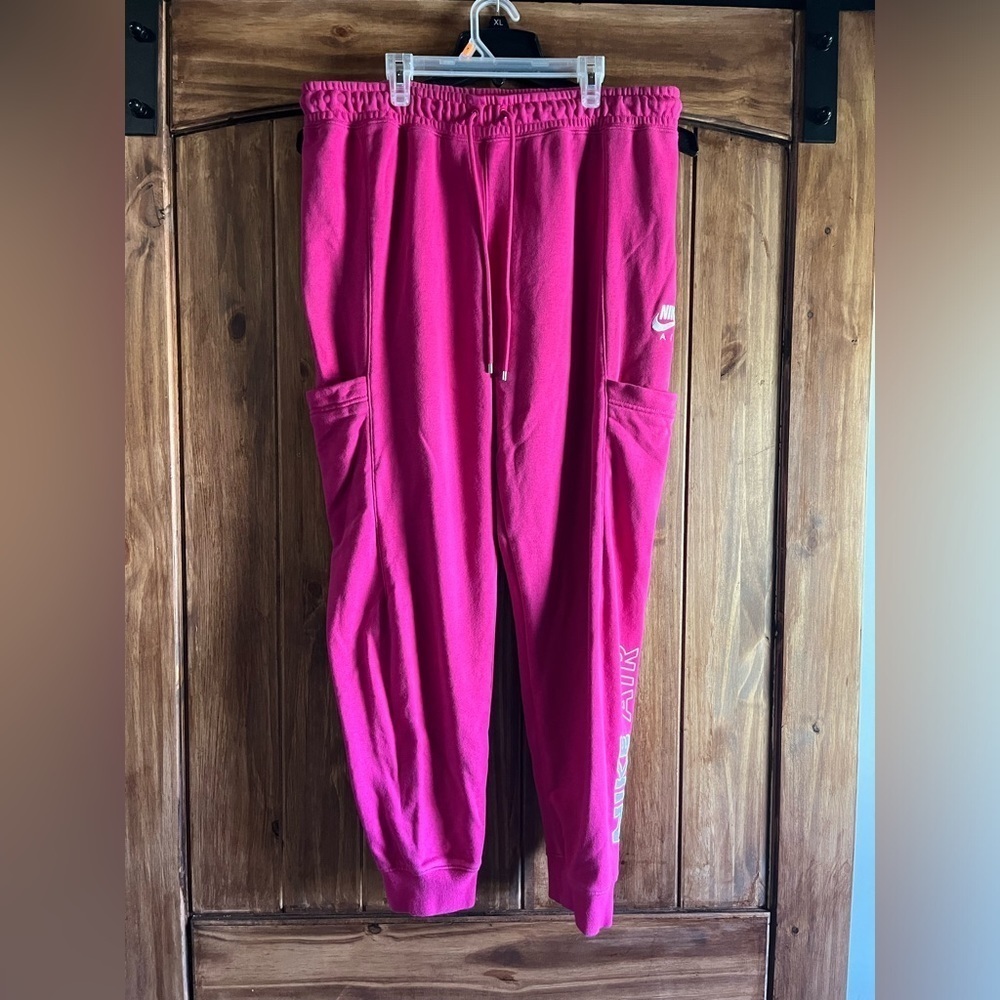Nike AIR Women's Mid Rise Joggers Sweatpants size large NWOT